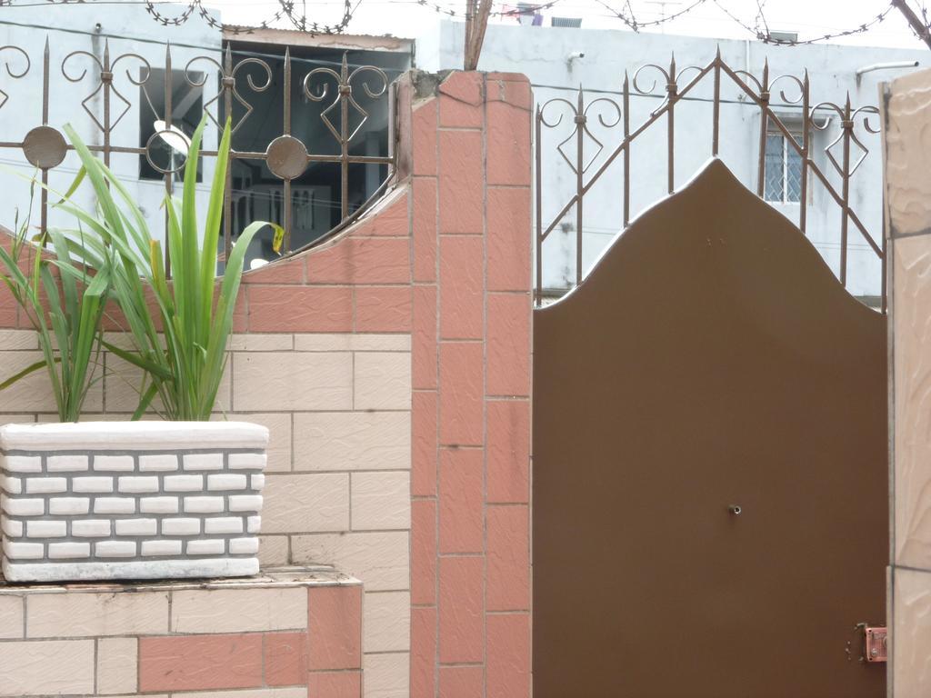 Lagrande-vi Hotell Abidjan Rom bilde