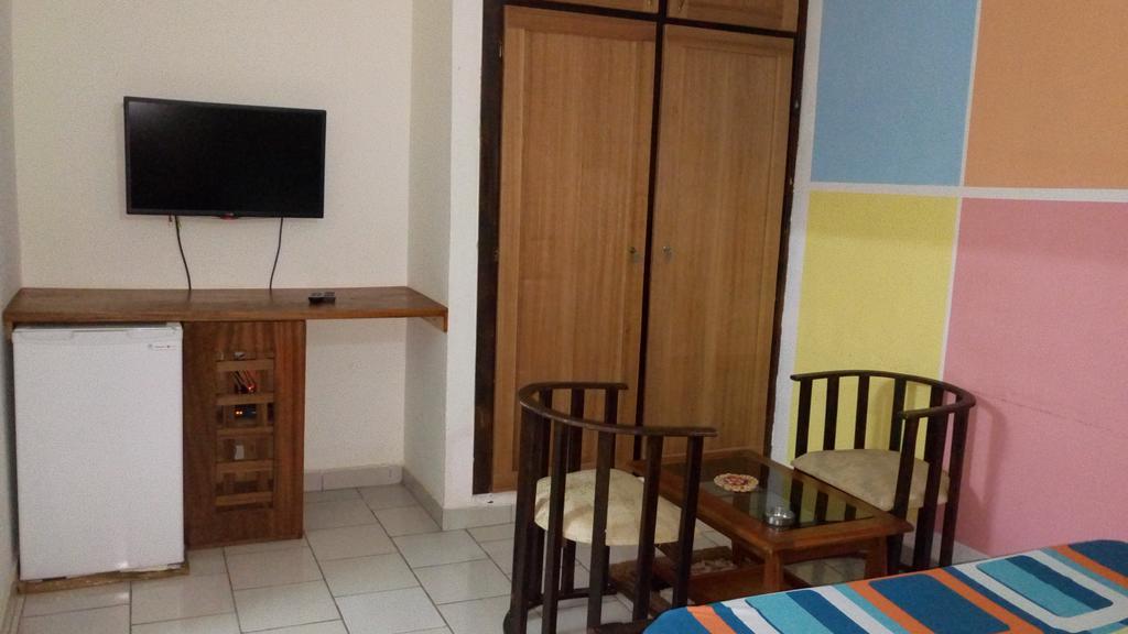 Lagrande-vi Hotell Abidjan Eksteriør bilde