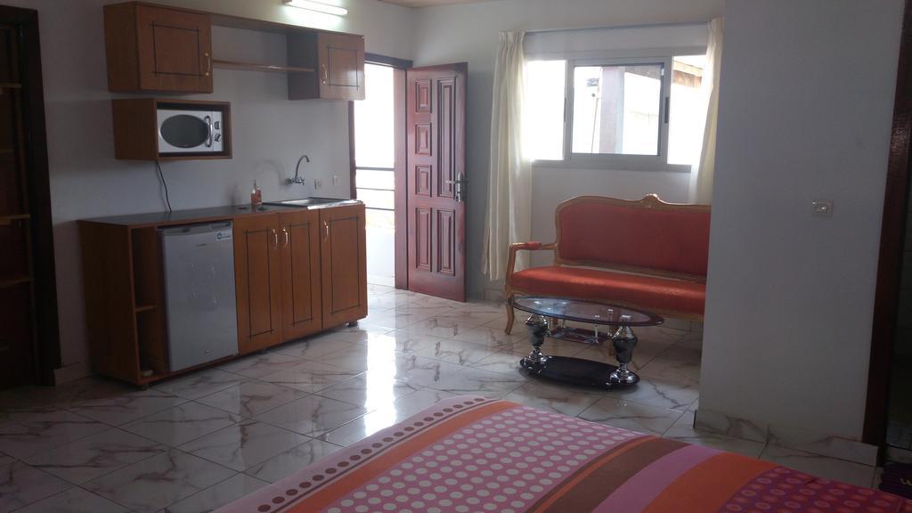 Lagrande-vi Hotell Abidjan Eksteriør bilde