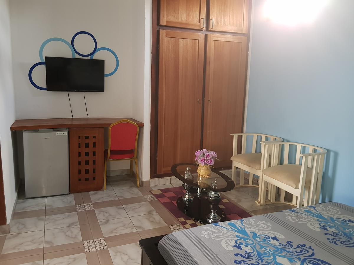 Lagrande-vi Hotell Abidjan Eksteriør bilde