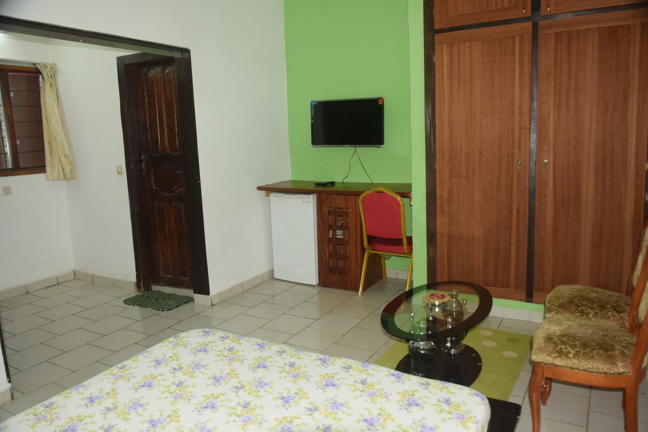 Lagrande-vi Hotell Abidjan Eksteriør bilde