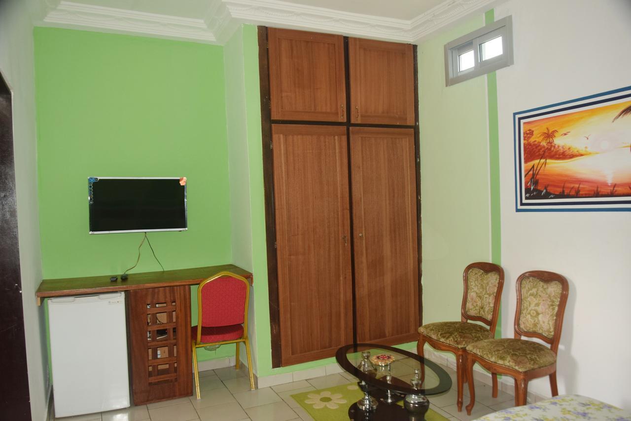 Lagrande-vi Hotell Abidjan Eksteriør bilde