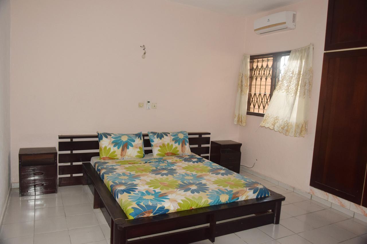 Lagrande-vi Hotell Abidjan Eksteriør bilde